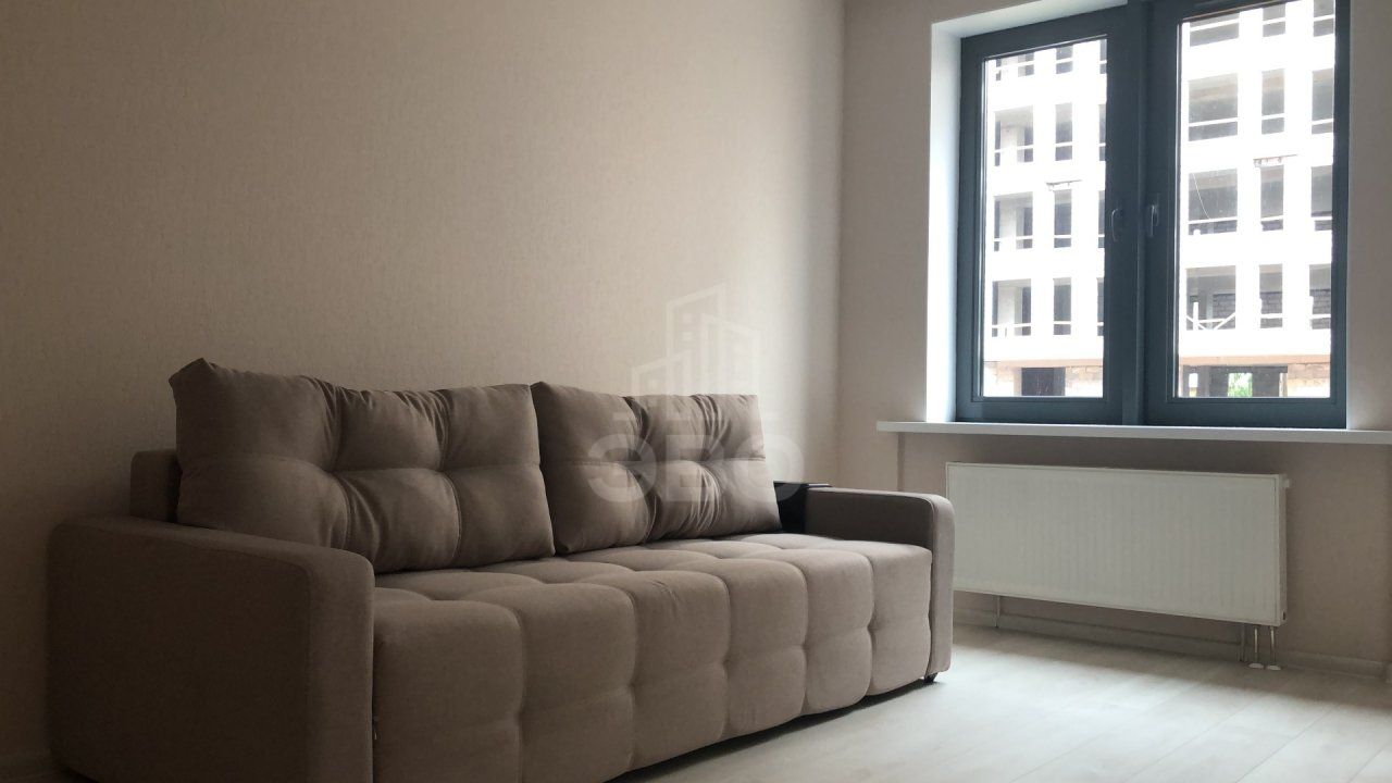 однокомнатная квартира в Санкт-Петербурге по адресу: Парфеновская ул., 7, к 1