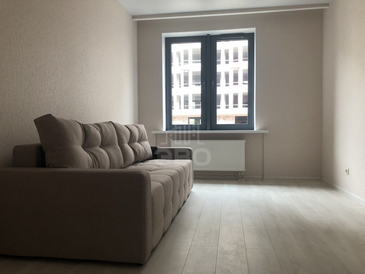 однокомнатная квартира в Санкт-Петербурге по адресу: Парфеновская ул., 7, к 1