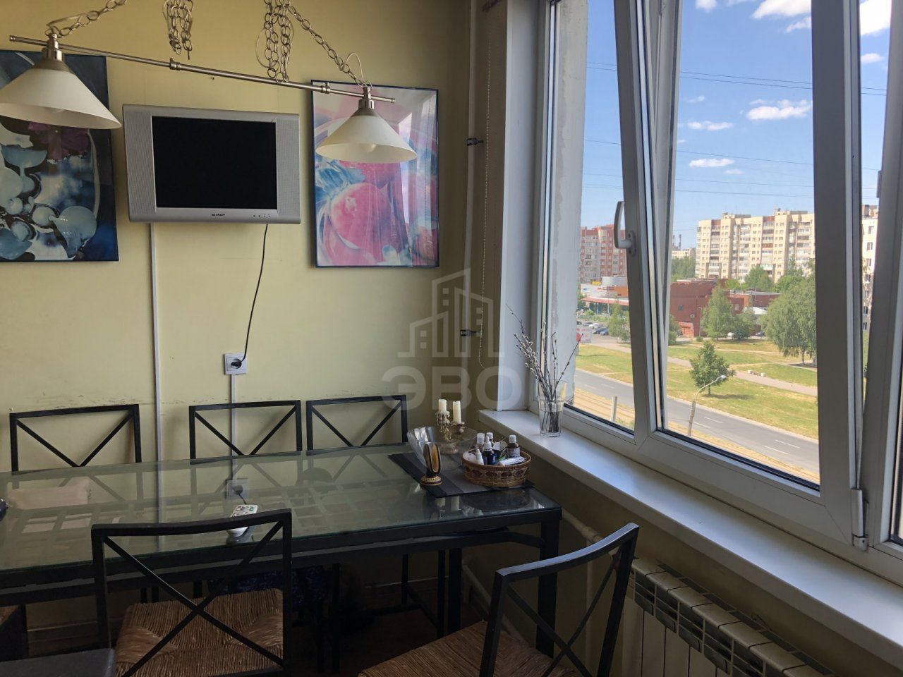 четырехкомнатная квартира в Санкт-Петербурге по адресу: Солидарности проспект, 7, к 1