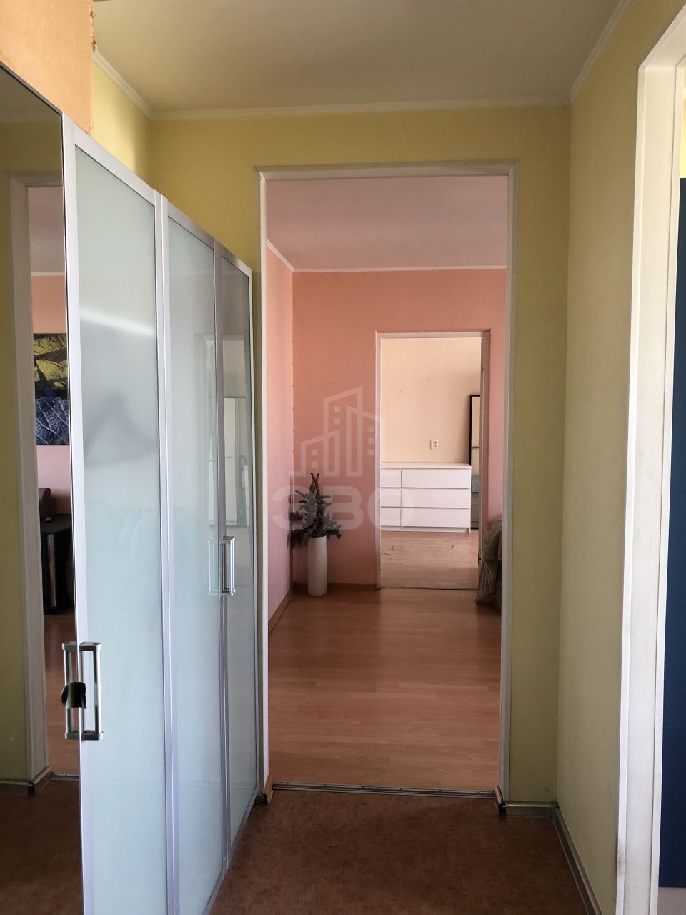 четырехкомнатная квартира в Санкт-Петербурге по адресу: Солидарности проспект, 7, к 1