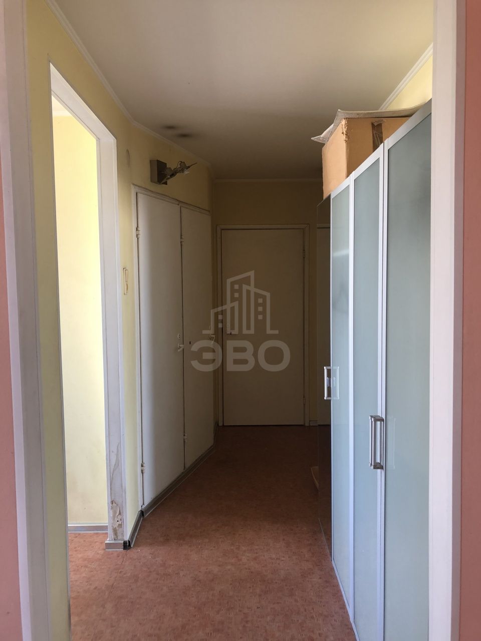 четырехкомнатная квартира в Санкт-Петербурге по адресу: Солидарности проспект, 7, к 1