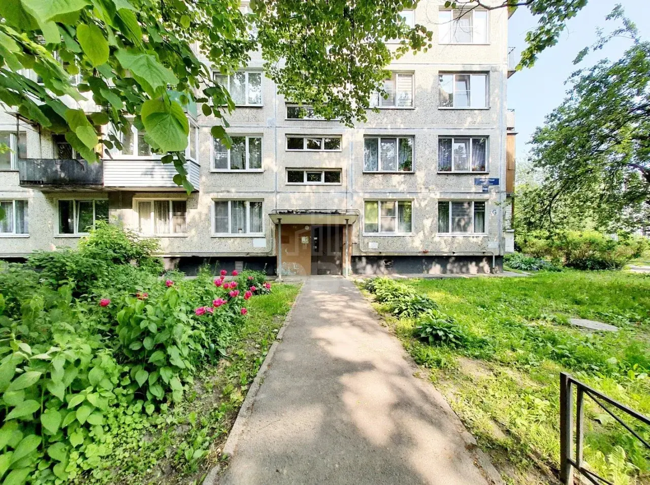 двухкомнатная квартира в Санкт-Петербурге по адресу: Бухарестская ул., 35, к 3