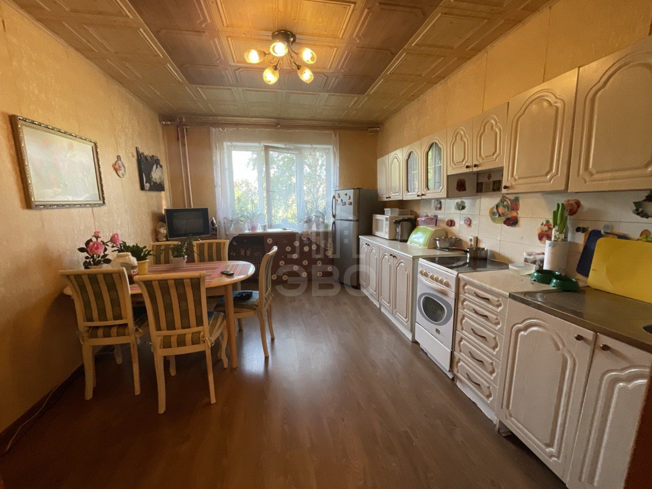 комната в Санкт-Петербурге по адресу: Малая Балканская ул., 60, к 1