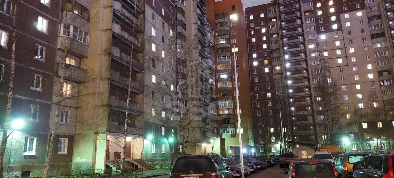 однокомнатная квартира в Санкт-Петербурге по адресу: Савушкина ул., 123, к 5