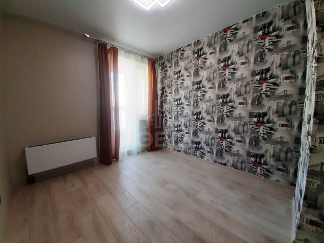 трехкомнатная квартира в Санкт-Петербурге по адресу: Королева проспект, 66, к 1