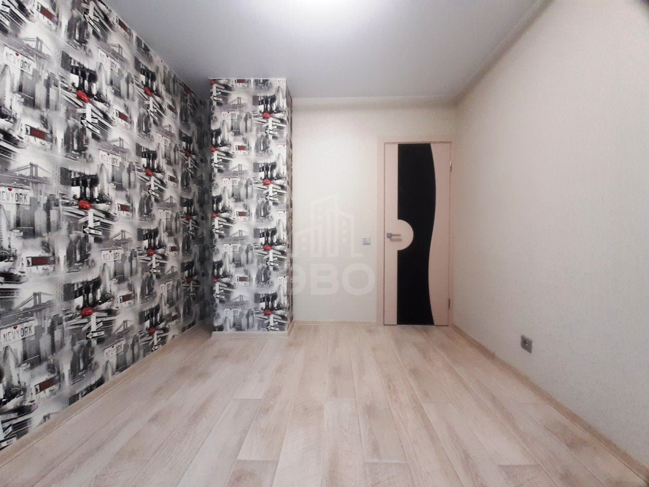 трехкомнатная квартира в Санкт-Петербурге по адресу: Королева проспект, 66, к 1