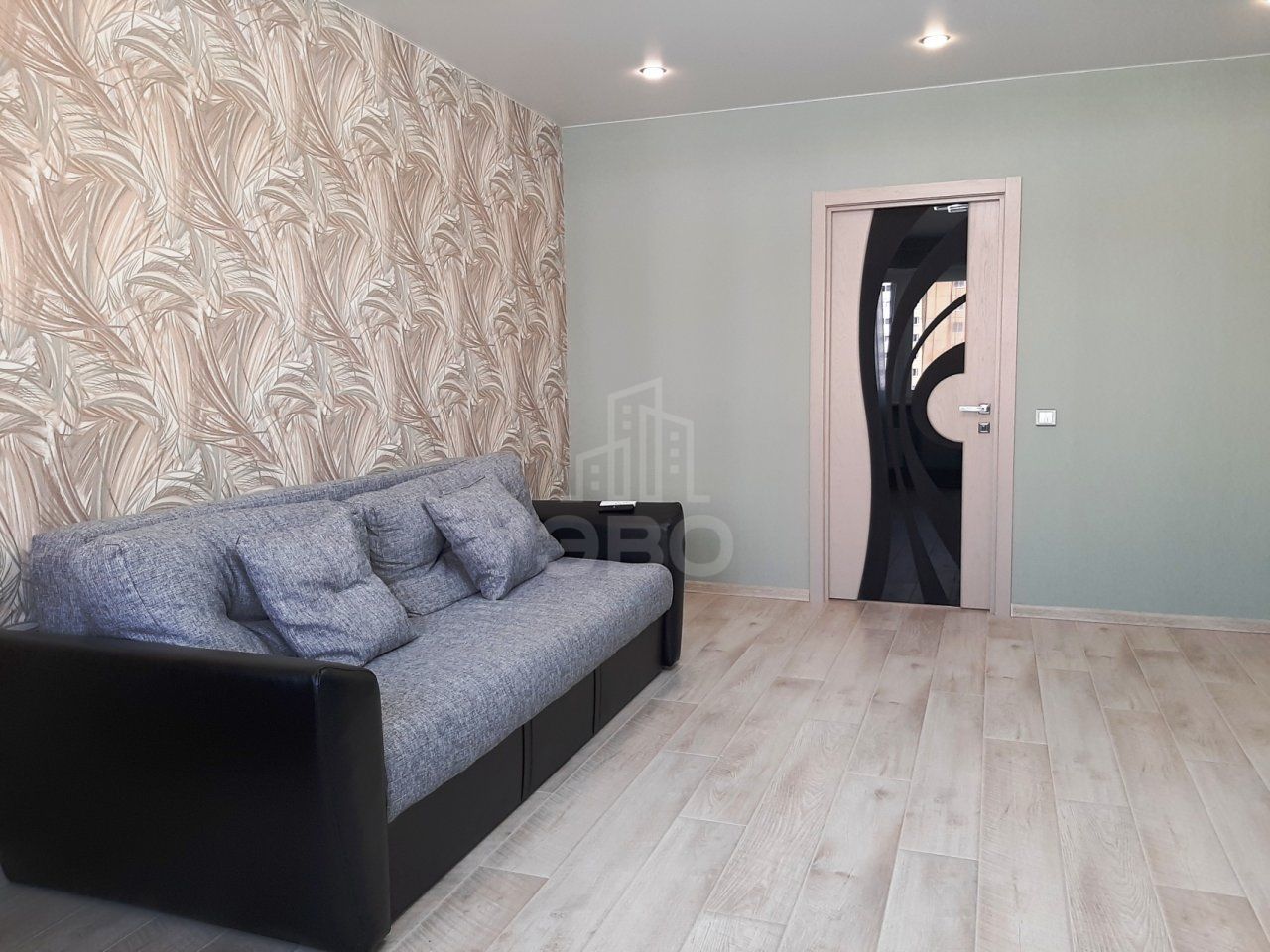 трехкомнатная квартира в Санкт-Петербурге по адресу: Королева проспект, 66, к 1