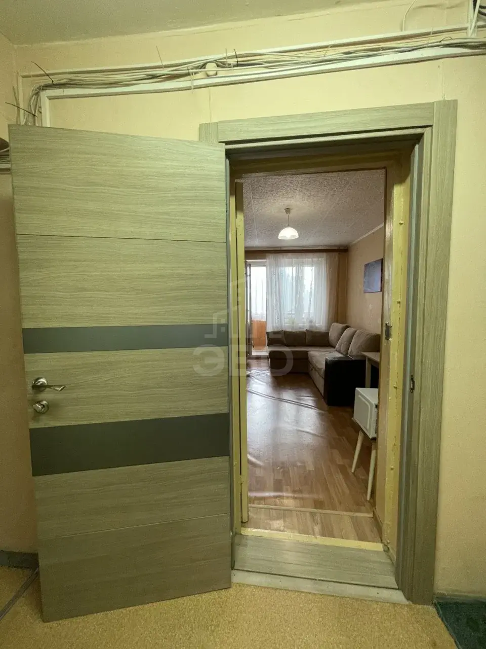 комната в Санкт-Петербурге по адресу: Ударников проспект, 17, к 1