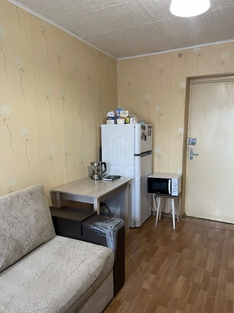 комната в Санкт-Петербурге по адресу: Ударников проспект, 17, к 1
