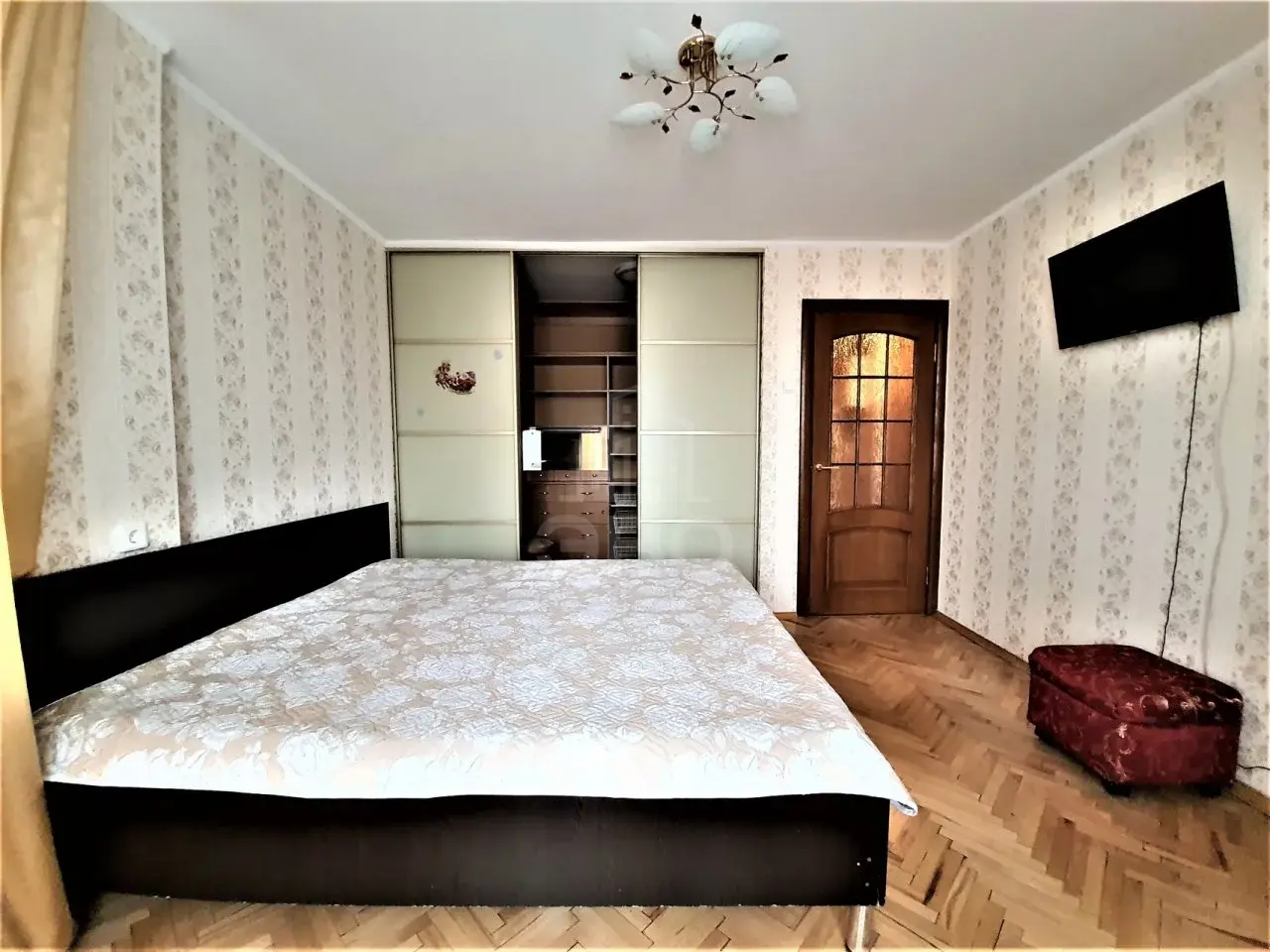 однокомнатная квартира в Санкт-Петербурге по адресу: Руставели ул., 58, к 1