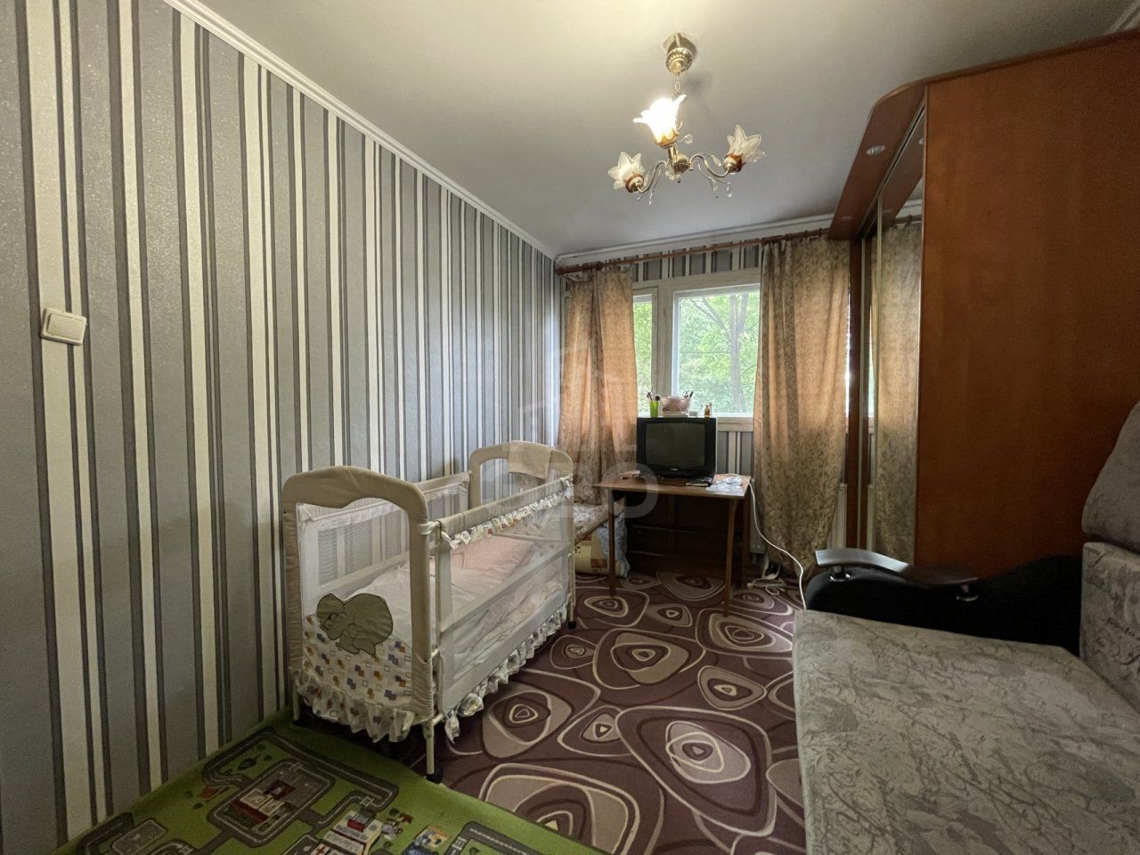 комната в Санкт-Петербурге по адресу: Парашютная ул., 4, к 1