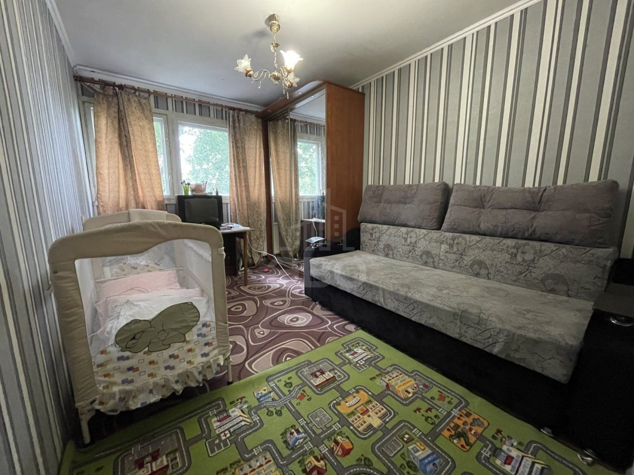 комната в Санкт-Петербурге по адресу: Парашютная ул., 4, к 1