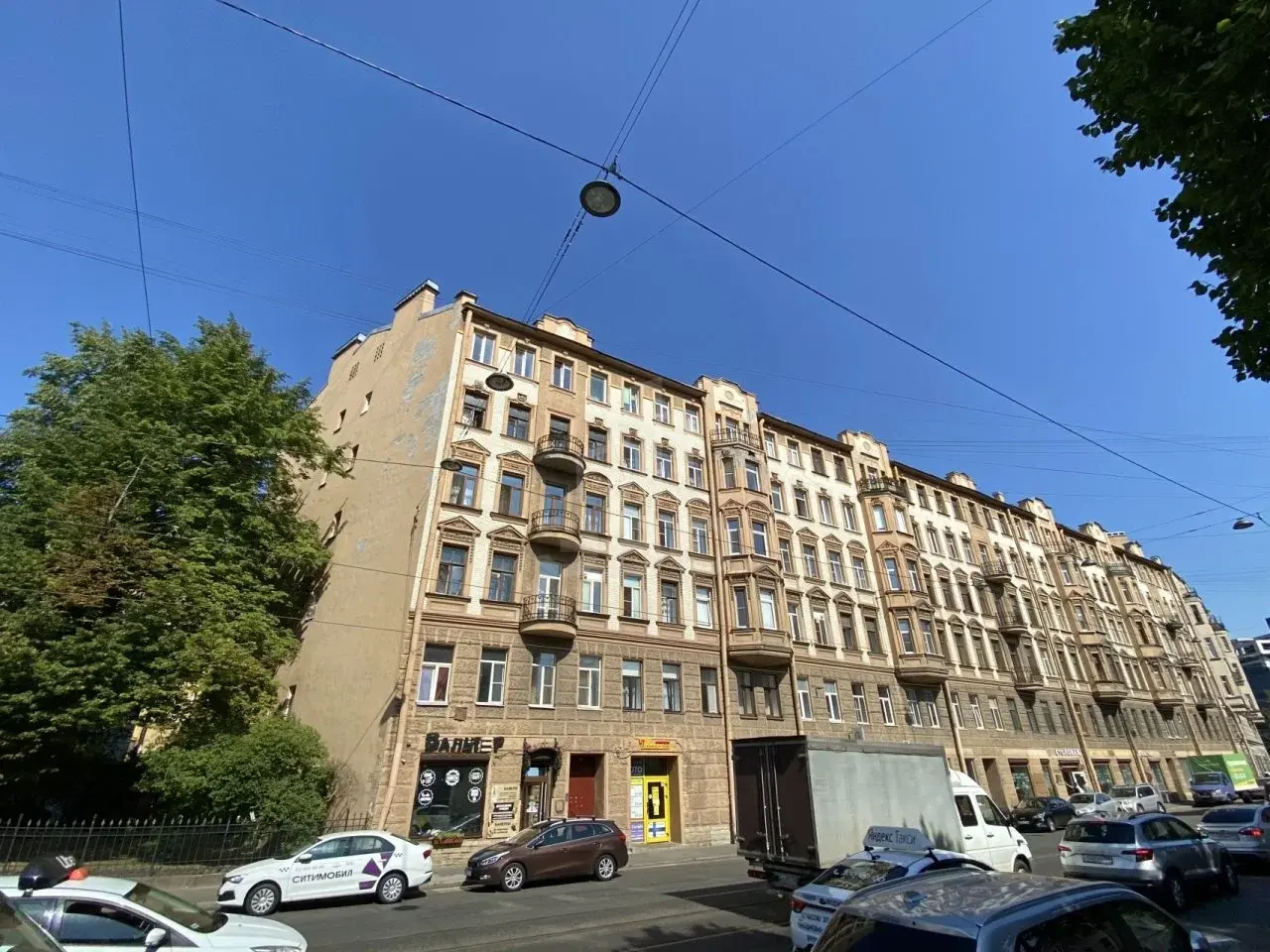 комната в Санкт-Петербурге по адресу: Старо-Петергофский проспект, 37