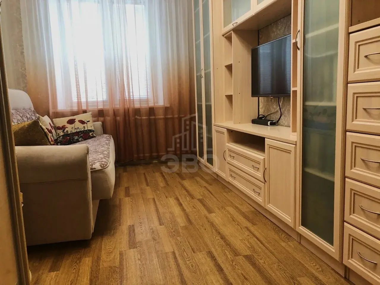 комната в Санкт-Петербурге по адресу: Лабораторная ул., 5
