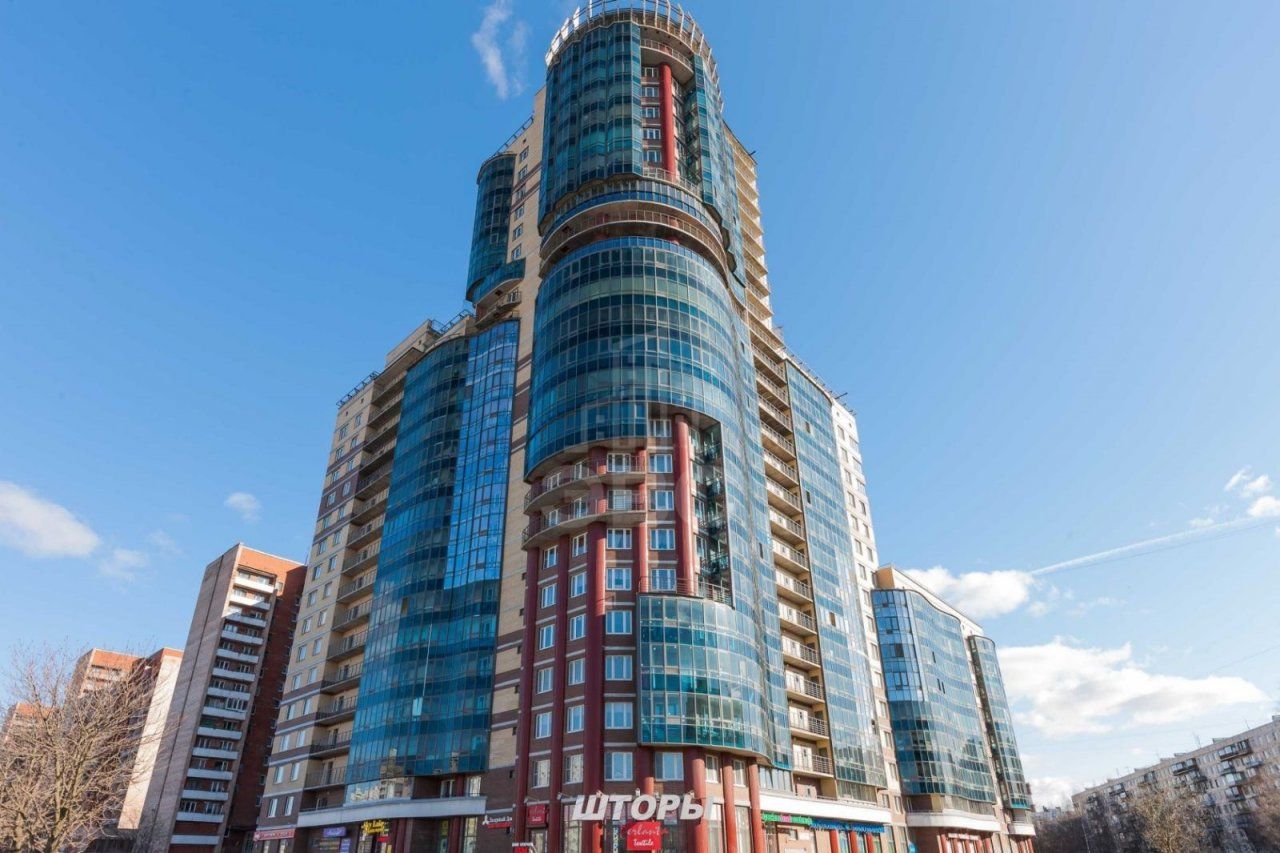 однокомнатная квартира в Санкт-Петербурге по адресу: Серебристый б-р., 17