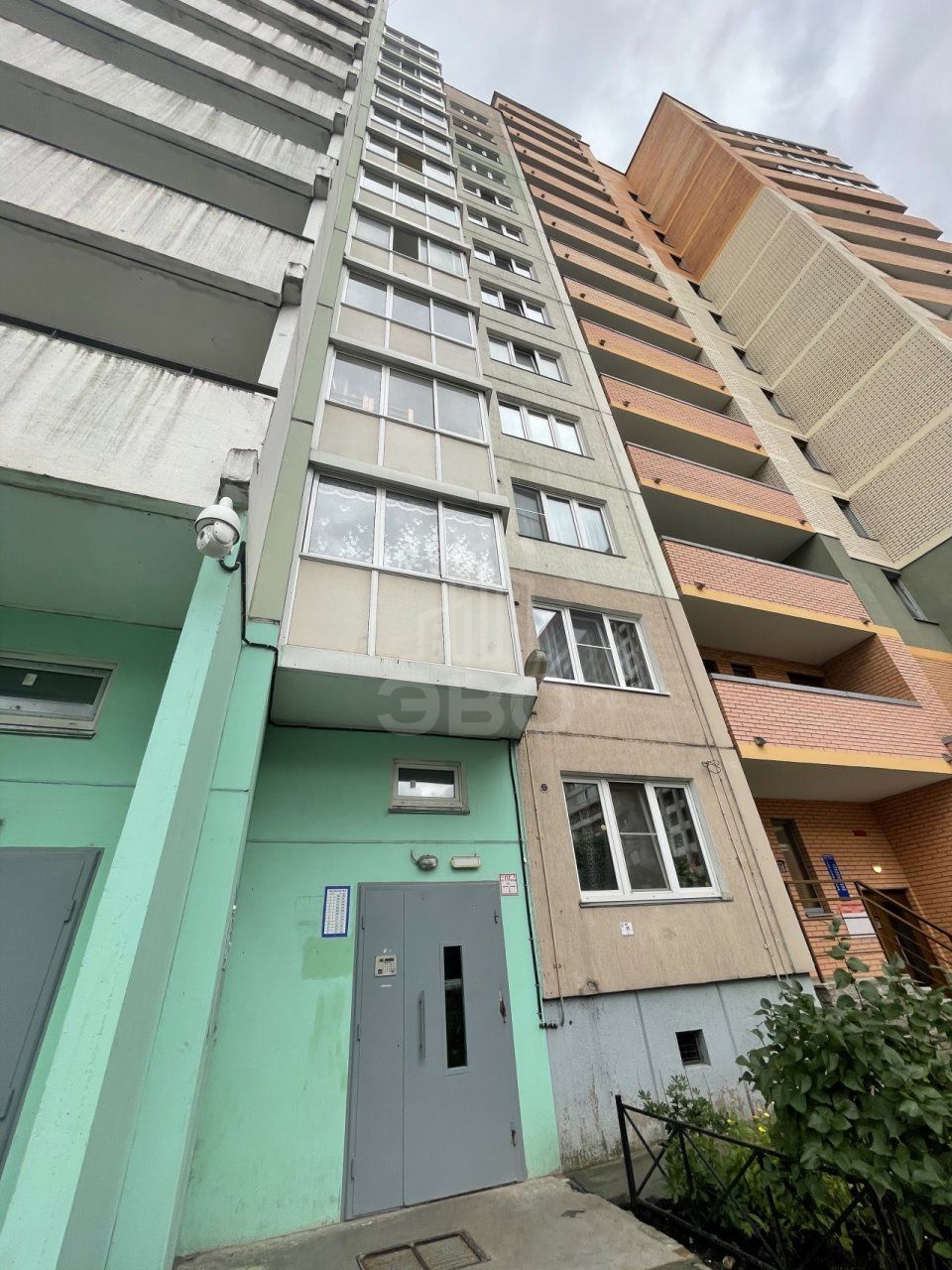 двухкомнатная квартира в Санкт-Петербурге по адресу: Космонавтов проспект, 65, к 10