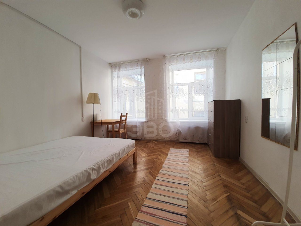 трехкомнатная квартира в Санкт-Петербург по адресу: Некрасова ул., 1, к 38