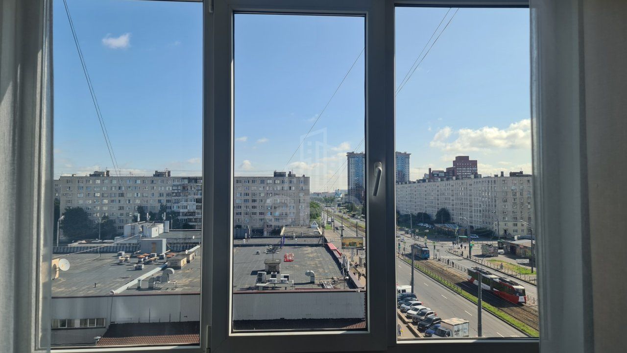 однокомнатная квартира в Санкт-Петербурге по адресу: Ярослава Гашека ул, 4, к 1