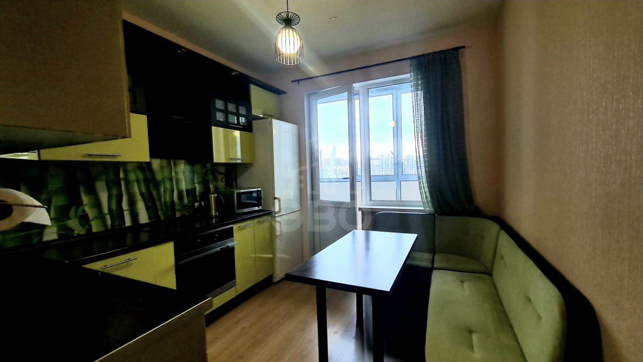 однокомнатная квартира в Санкт-Петербурге по адресу: Героев проспект, 27, к 1