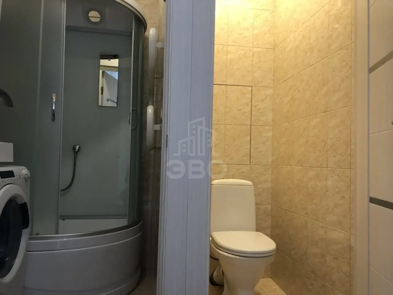 двухкомнатная квартира в Санкт-Петербурге по адресу: Свердловская наб., 60