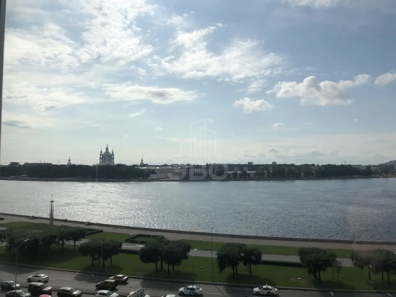 двухкомнатная квартира в Санкт-Петербурге по адресу: Свердловская наб., 60