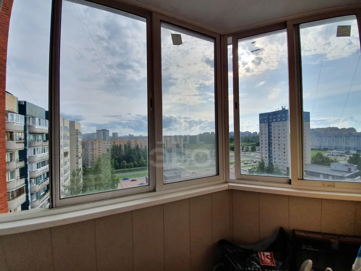 однокомнатная квартира в Санкт-Петербурге по адресу: Маршала Захарова ул., 22, к 1