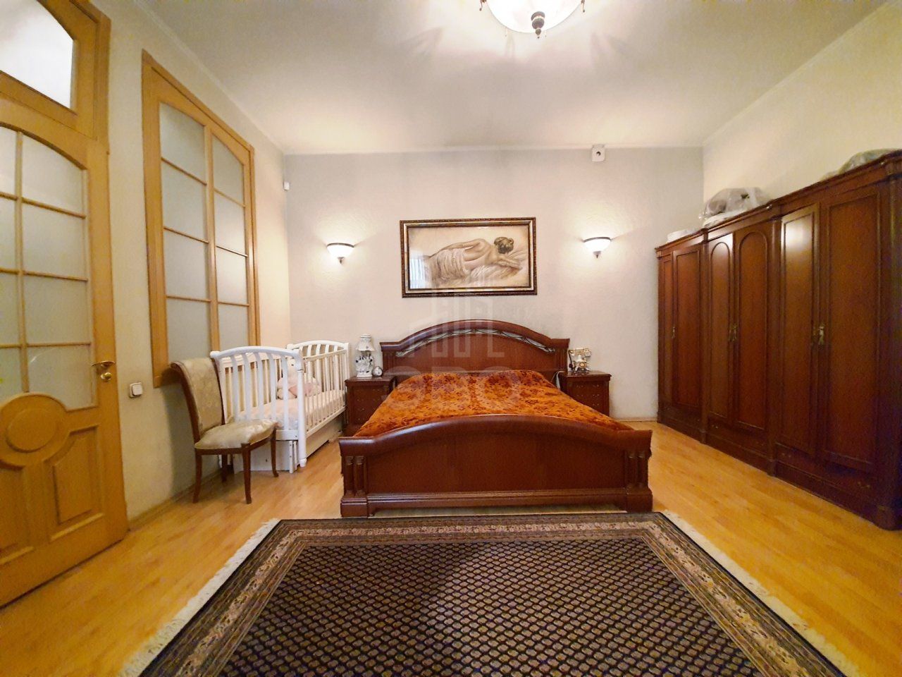 многокомнатная квартира в Санкт-Петербурге по адресу: Жуковского ул., 57