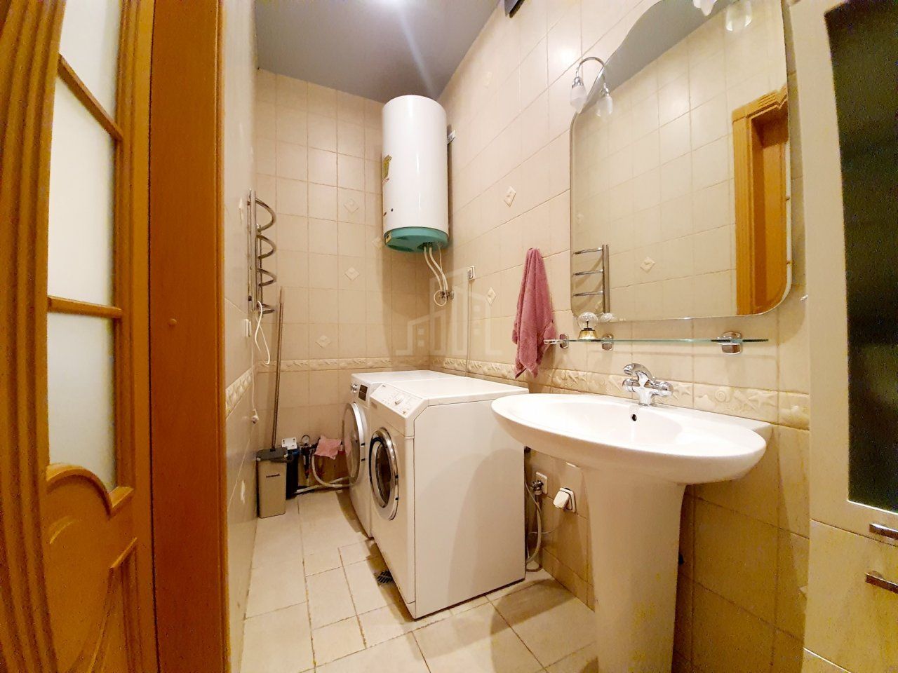 многокомнатная квартира в Санкт-Петербурге по адресу: Жуковского ул., 57