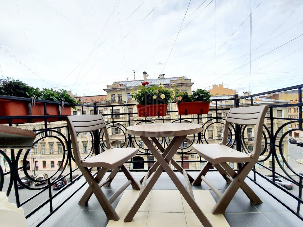 многокомнатная квартира в Санкт-Петербурге по адресу: Жуковского ул., 57