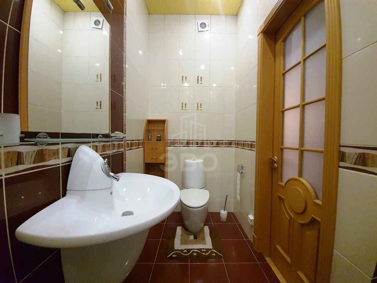 многокомнатная квартира в Санкт-Петербурге по адресу: Жуковского ул., 57