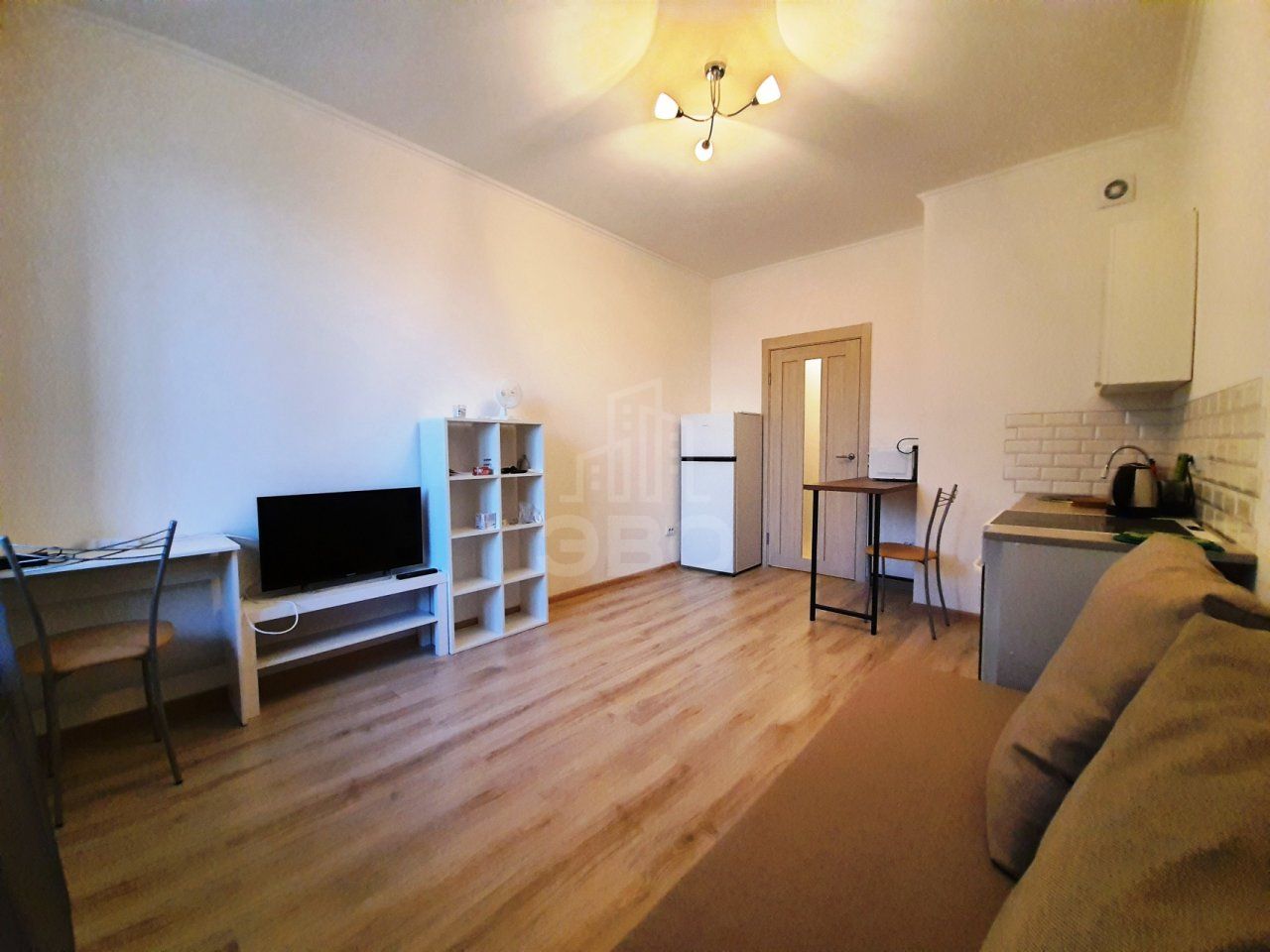 однокомнатная квартира в Санкт-Петербурге по адресу: Плесецкая ул., 10