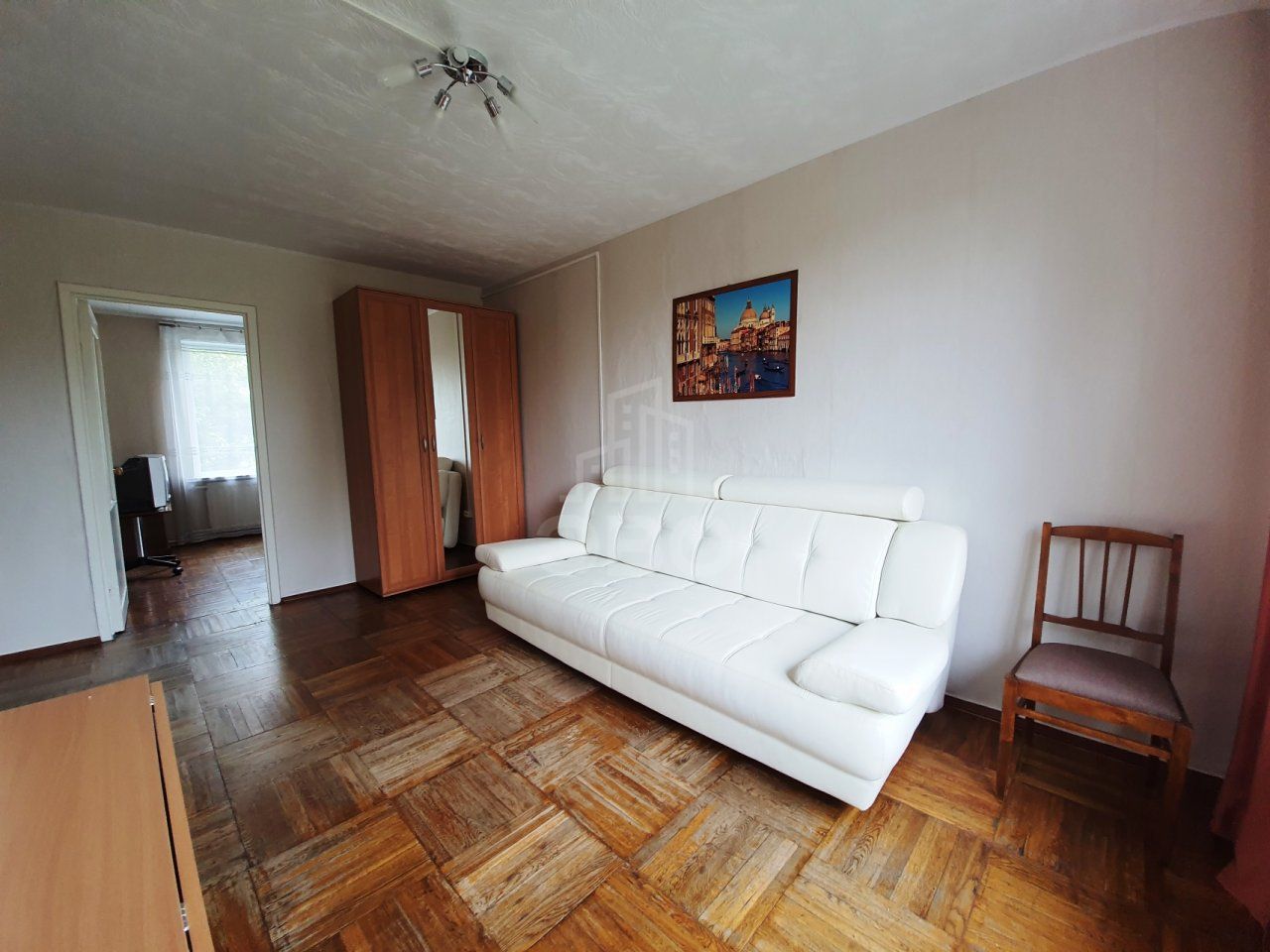 трехкомнатная квартира в Санкт-Петербурге по адресу: Червонного Казачества ул., 22