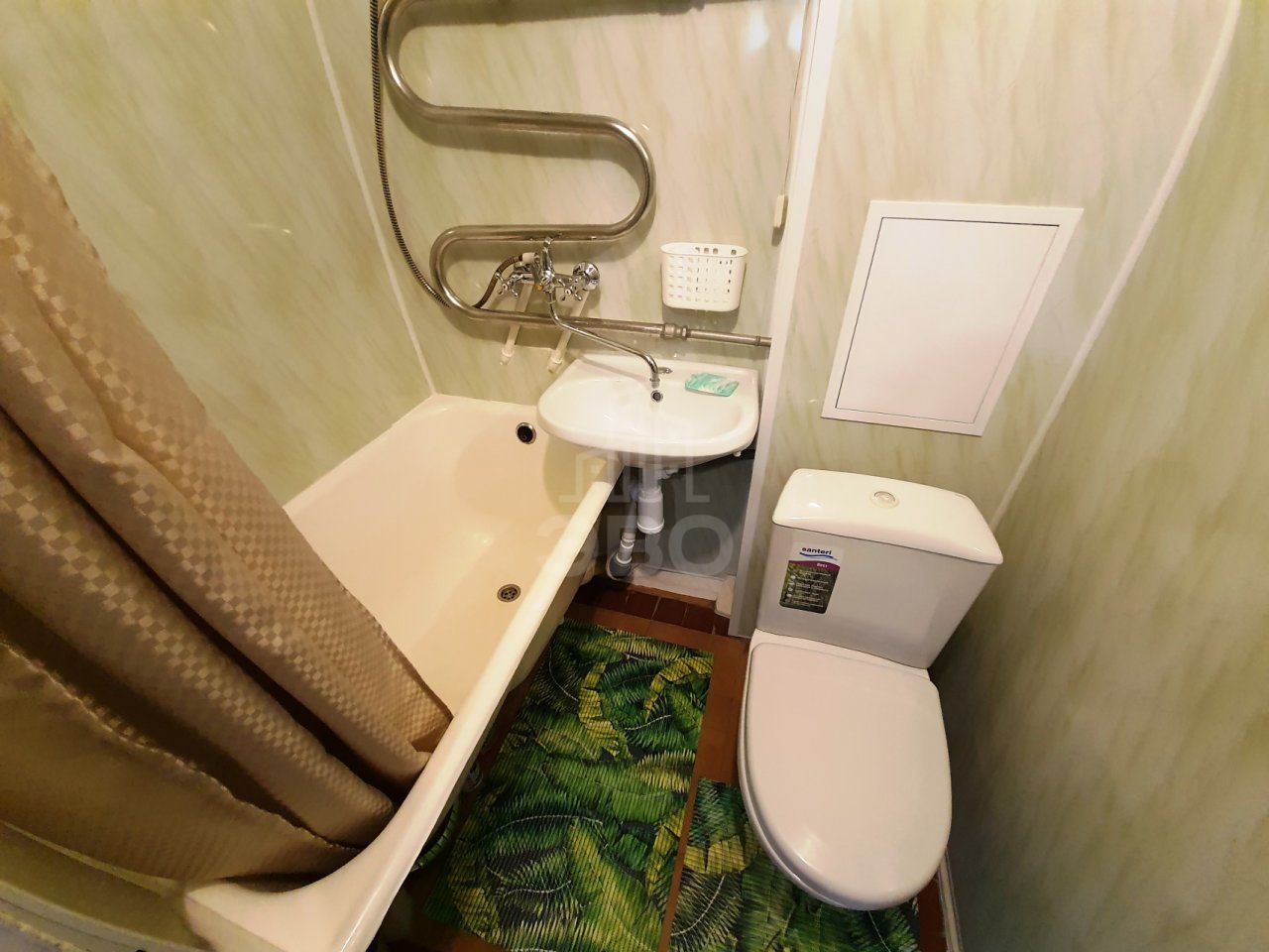 трехкомнатная квартира в Санкт-Петербурге по адресу: Червонного Казачества ул., 22