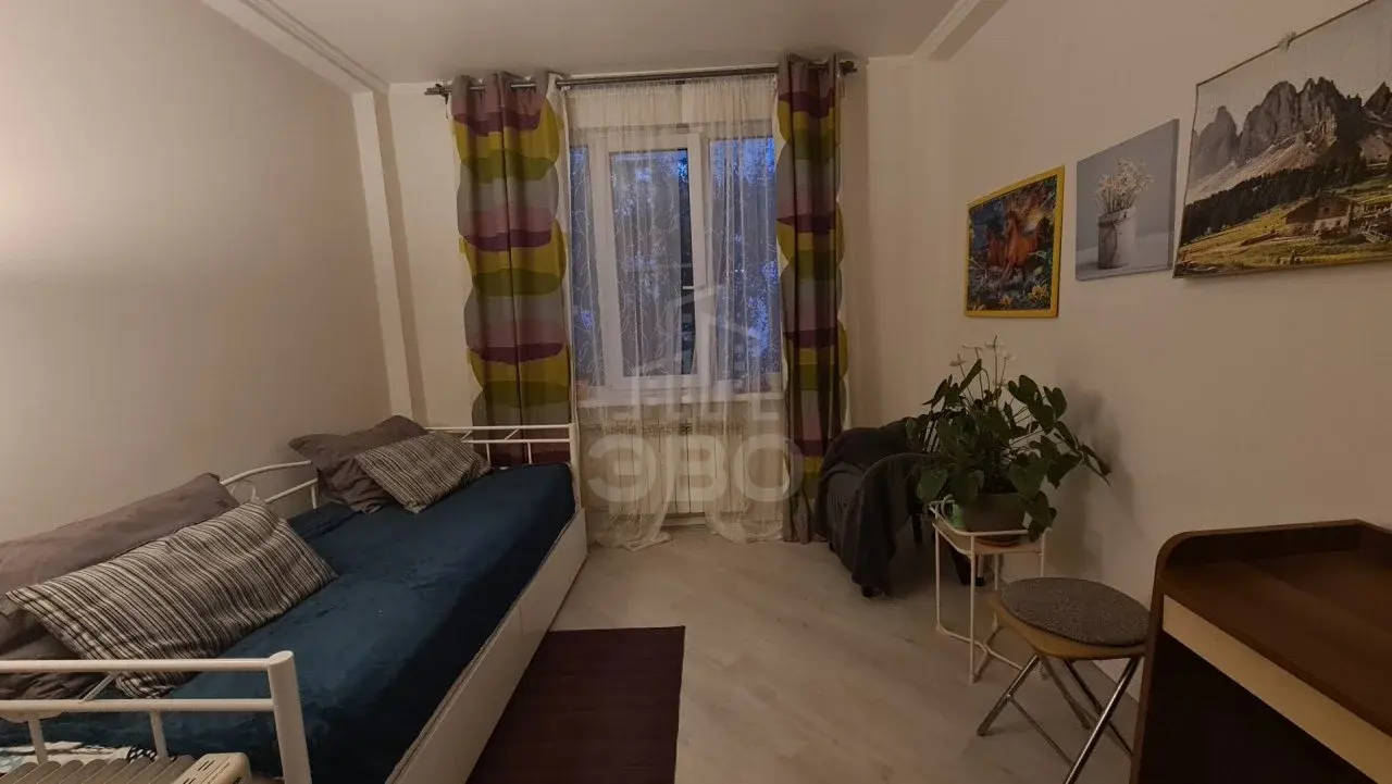 комната в Санкт-Петербурге по адресу: Октябрьская наб., 90, к 8