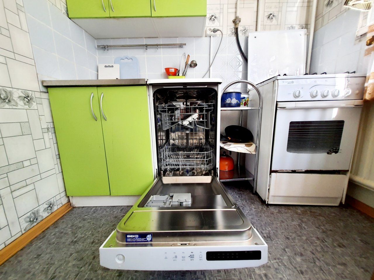 однокомнатная квартира в Санкт-Петербурге по адресу: Поликарпова аллея, 3, к 1