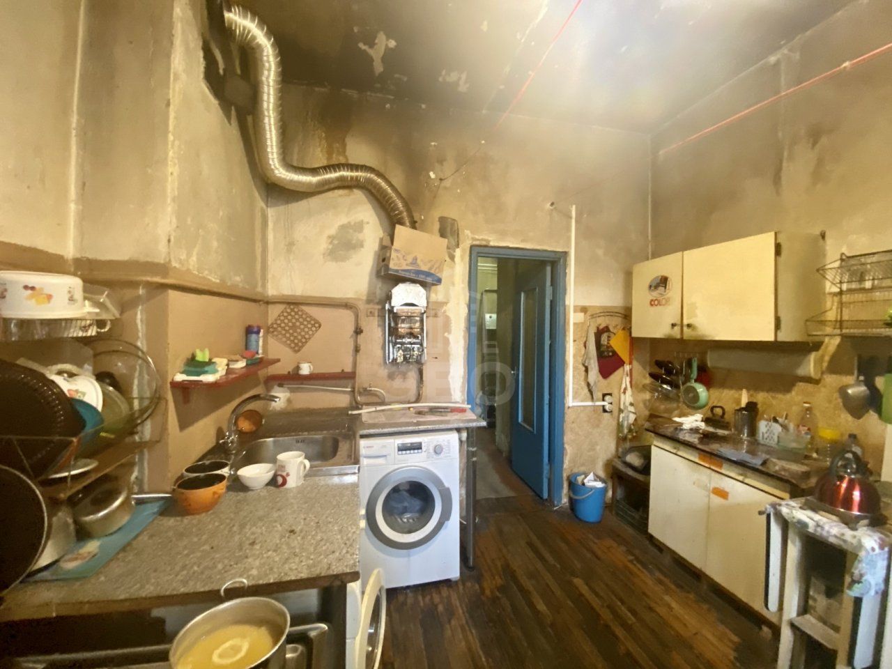 комната в Санкт-Петербурге по адресу: Гатчинская ул., 27, к 2