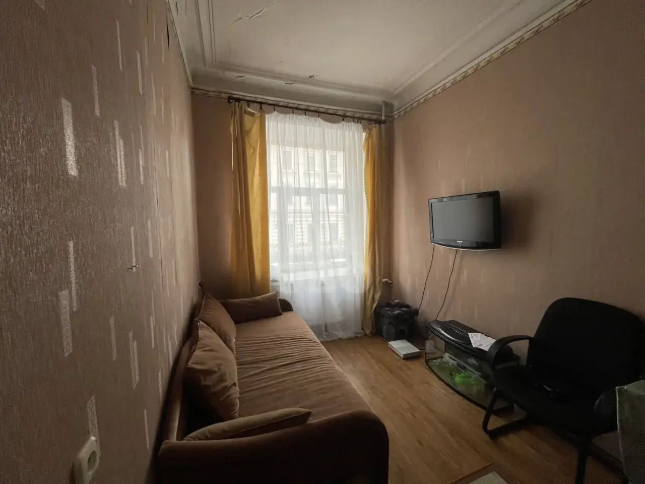 комната в Санкт-Петербурге по адресу: Дровяная ул., 1