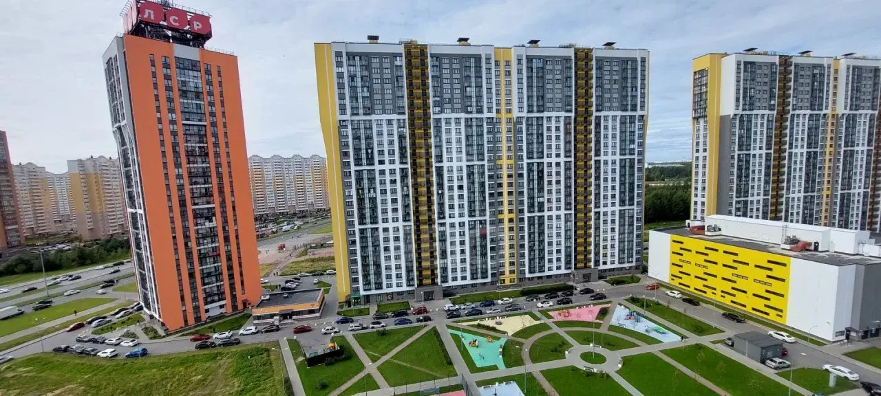 однокомнатная квартира в Санкт-Петербурге по адресу: Парашютная ул., 61, к 1