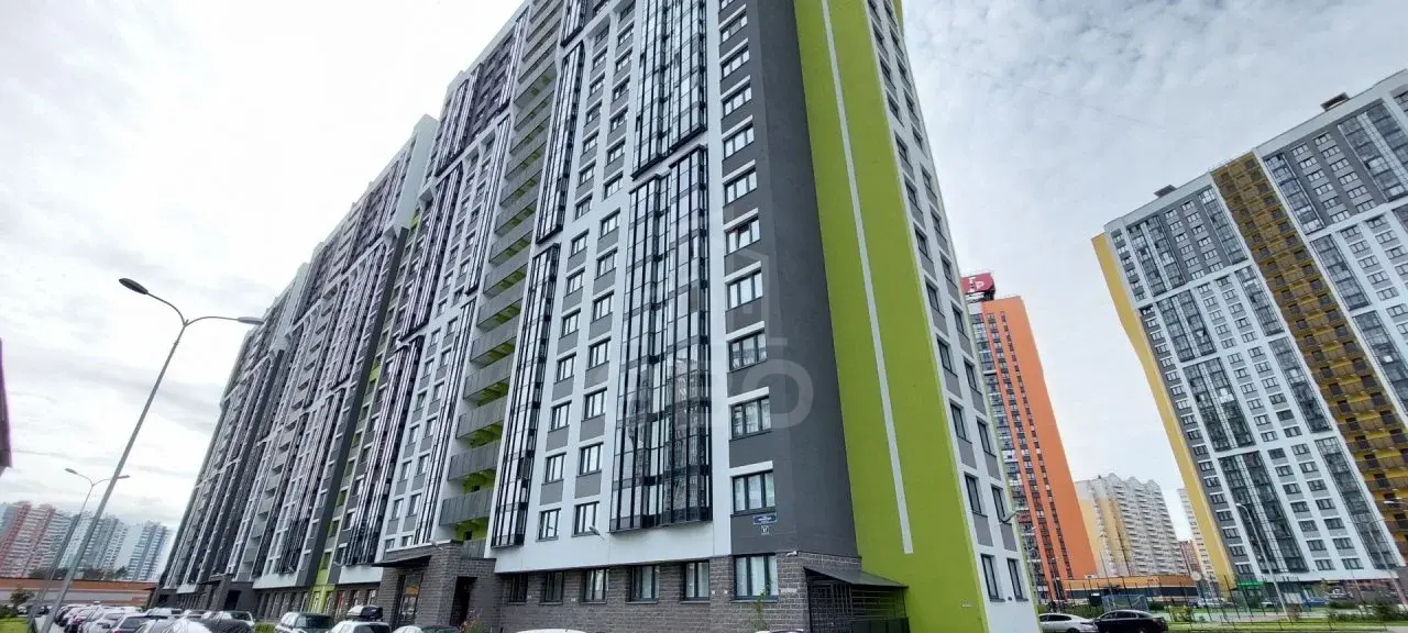 однокомнатная квартира в Санкт-Петербурге по адресу: Парашютная ул., 61, к 1