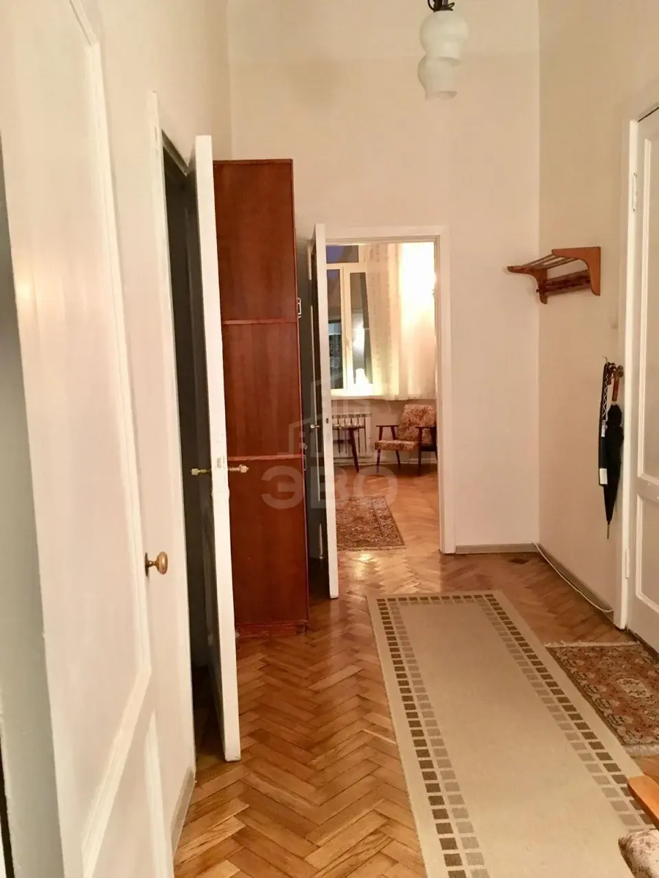 трехкомнатная квартира в Санкт-Петербурге по адресу: Конногвардейский б-р., 6
