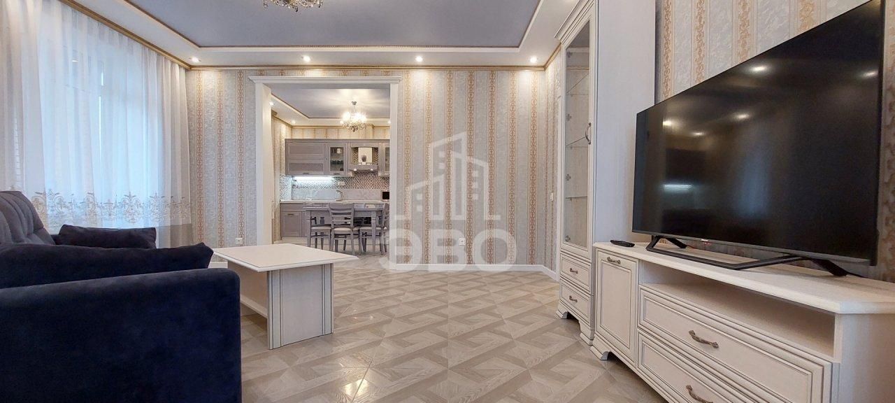 двухкомнатная квартира в Санкт-Петербурге по адресу: Коломяжский проспект, 9, к 1