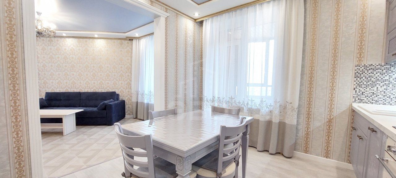 двухкомнатная квартира в Санкт-Петербурге по адресу: Коломяжский проспект, 9, к 1