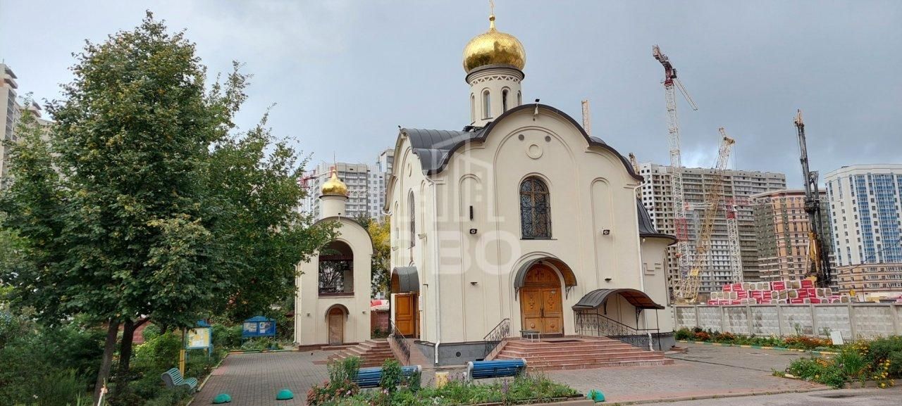 двухкомнатная квартира в Санкт-Петербурге по адресу: Коломяжский проспект, 9, к 1