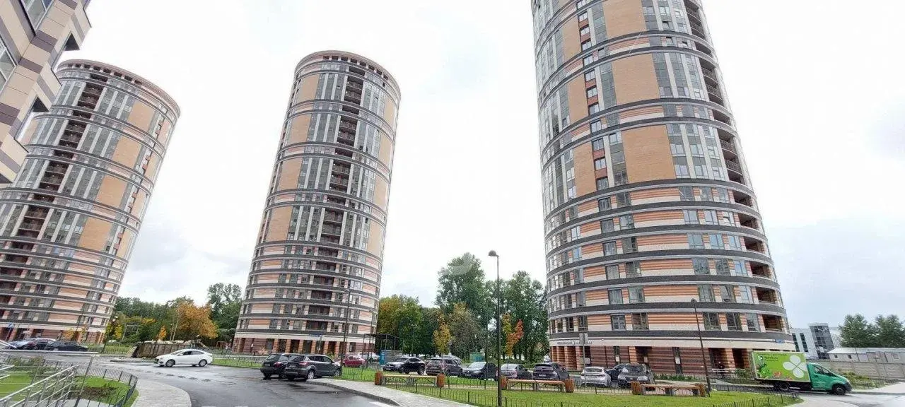 двухкомнатная квартира в Санкт-Петербурге по адресу: Коломяжский проспект, 9, к 1