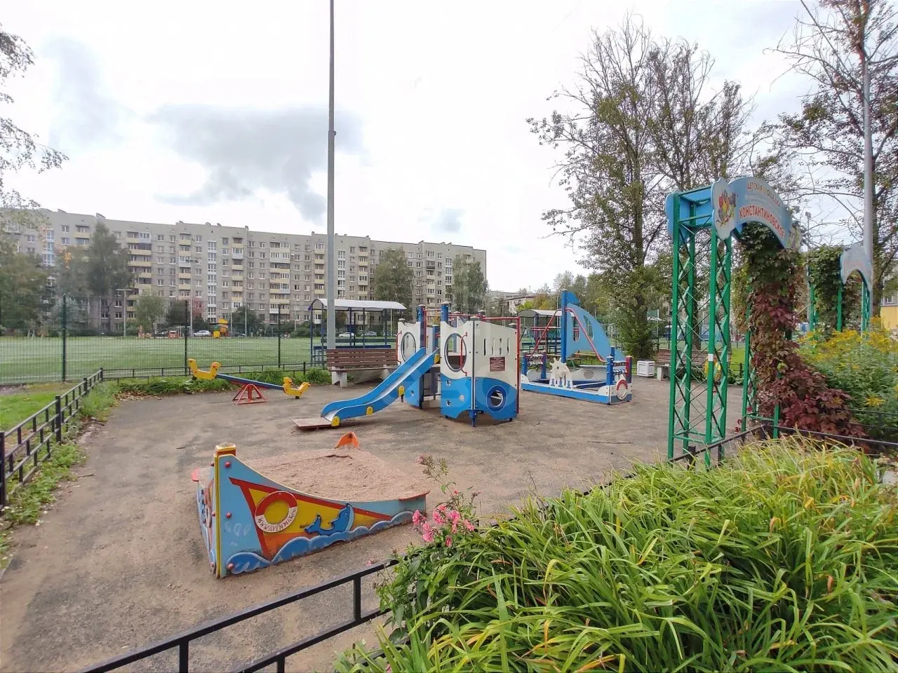 двухкомнатная квартира в Санкт-Петербурге по адресу: Здоровцева ул., 31, к 1