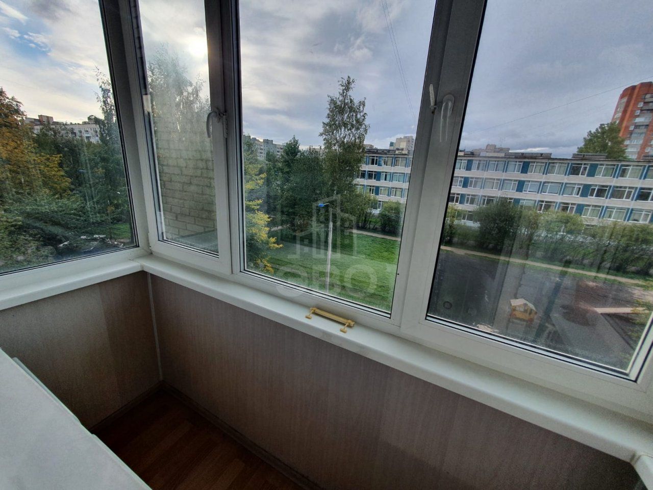 однокомнатная квартира в Санкт-Петербурге по адресу: Демьяна Бедного ул., 26, к 3