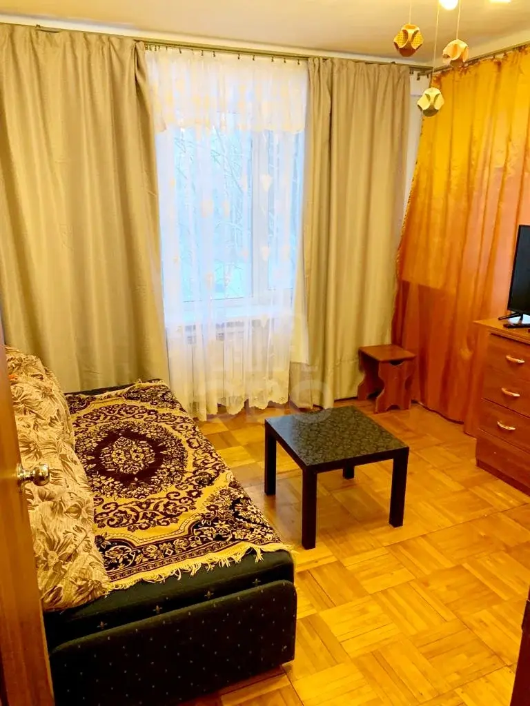 однокомнатная квартира в Санкт-Петербурге по адресу: Замшина ул., 25, к 2