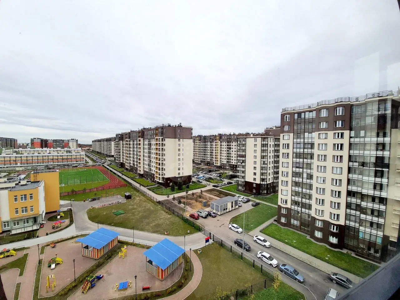 трехкомнатная квартира в Санкт-Петербурге по адресу: Ветеранов проспект, 175
