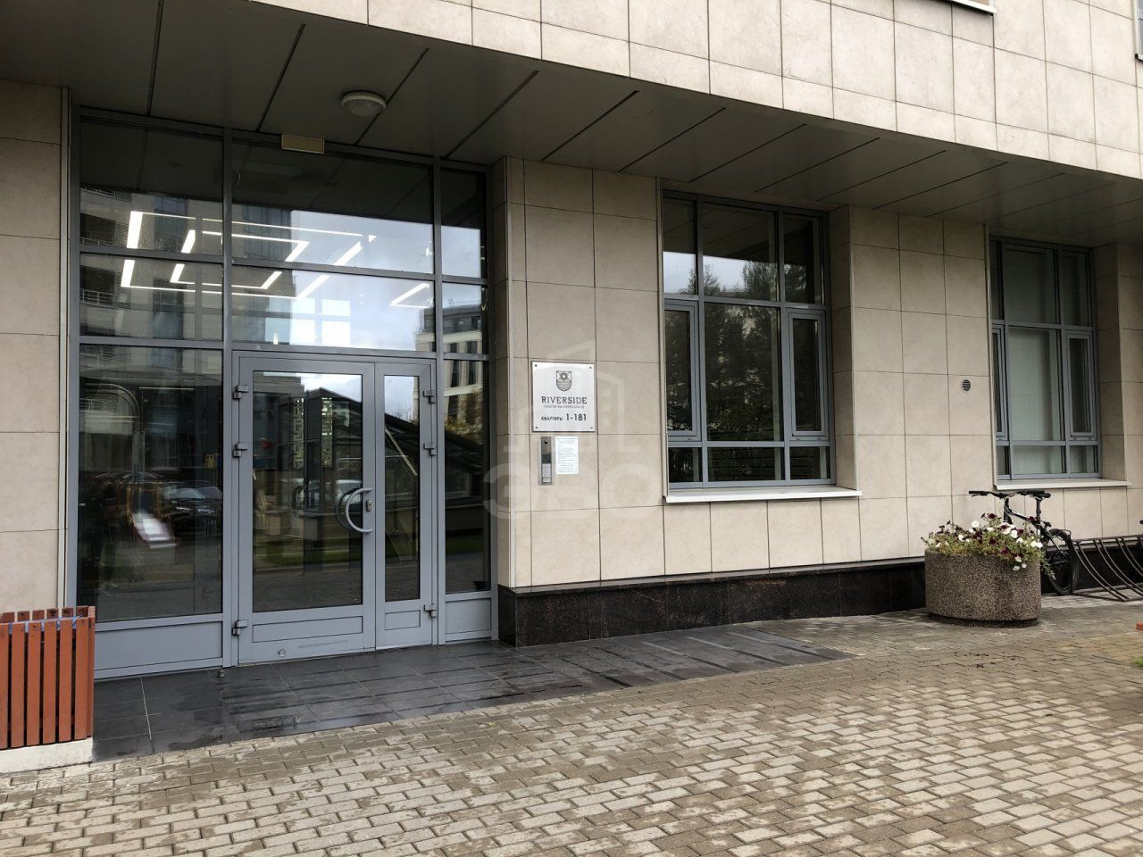 однокомнатная квартира в Санкт-Петербурге по адресу: Ушаковская наб., 1, к 3