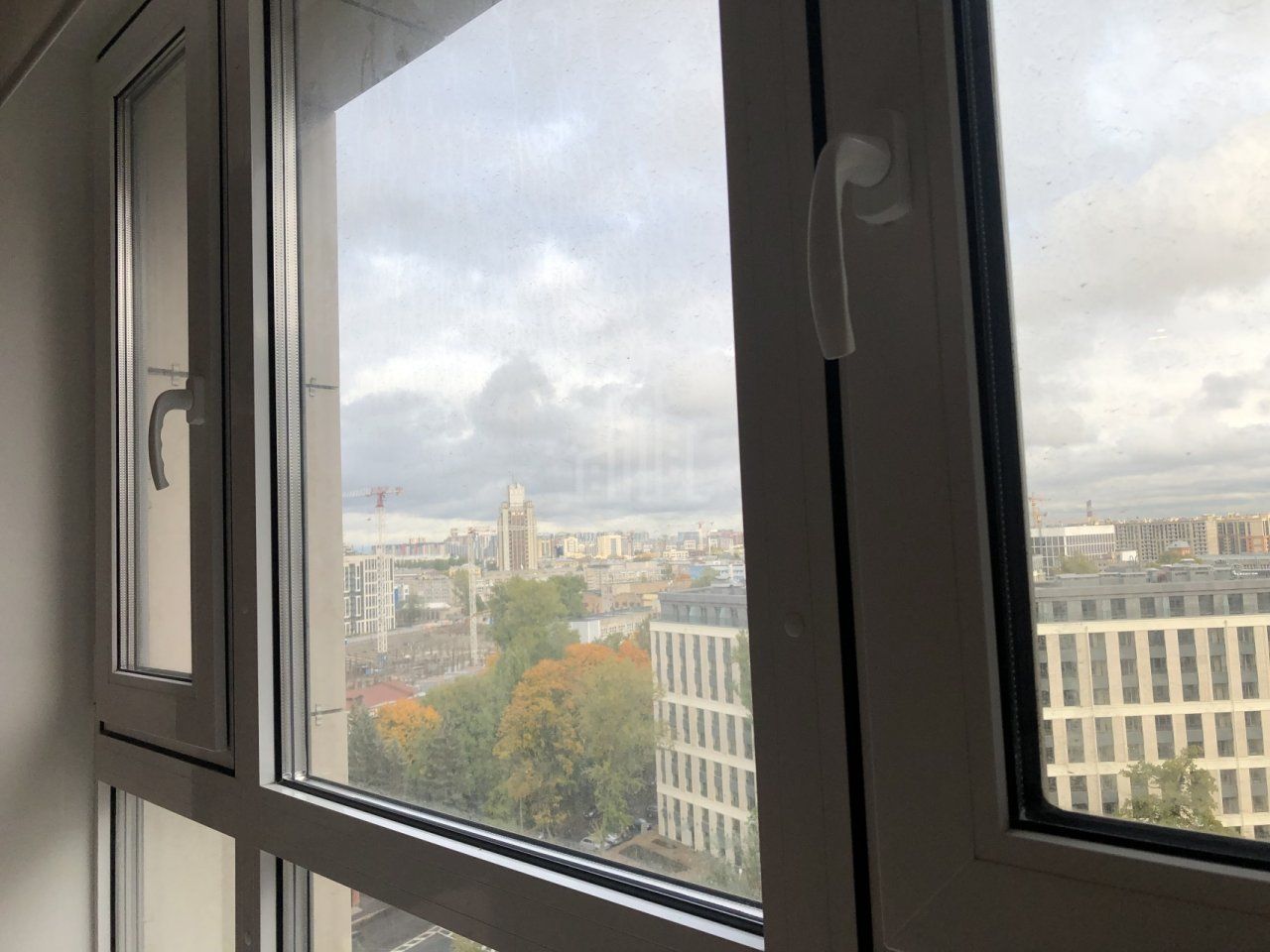 однокомнатная квартира в Санкт-Петербурге по адресу: Ушаковская наб., 1, к 3